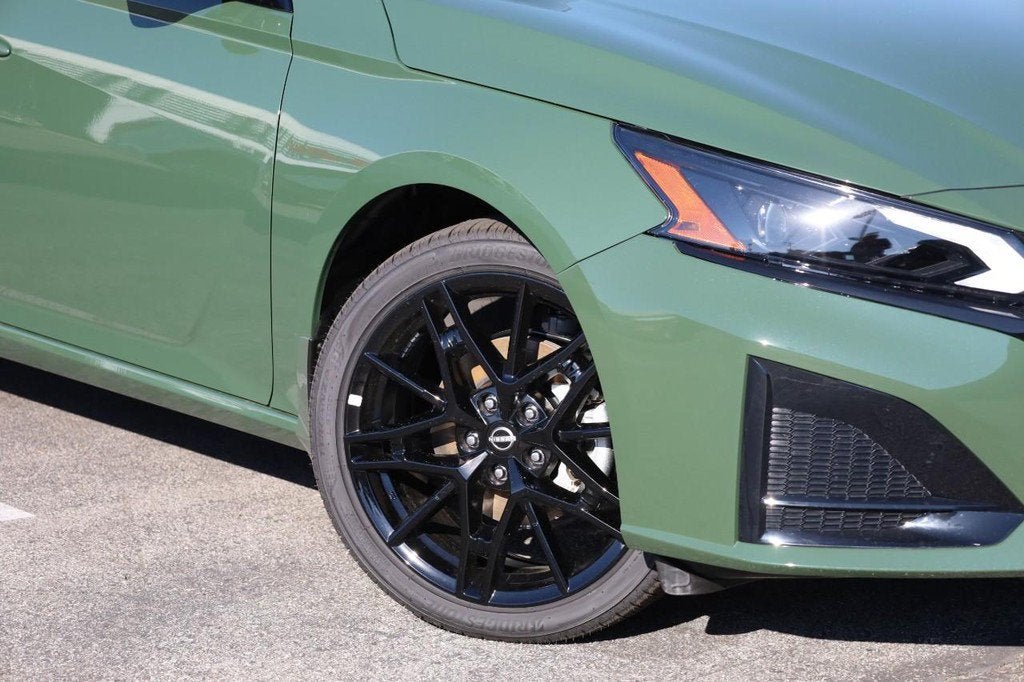 2026 Nissan Altima SR Midnight Edition®