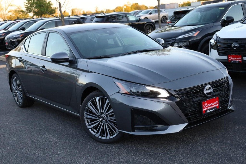 2026 Nissan Altima SV
