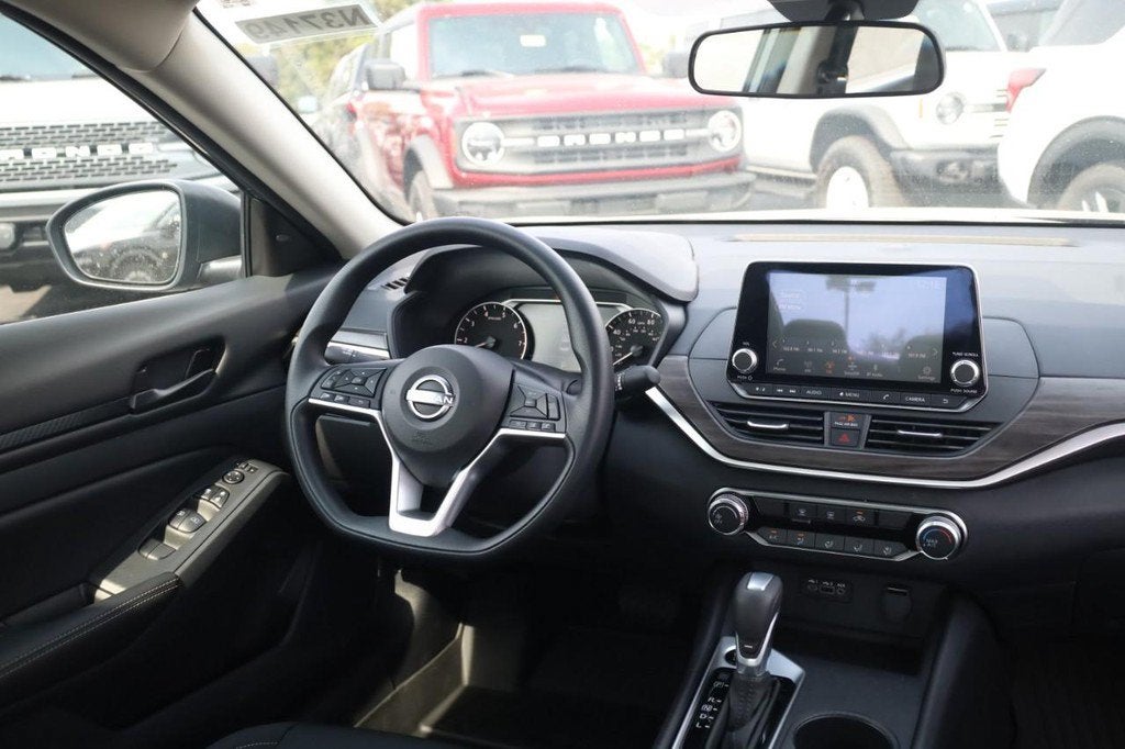 2026 Nissan Altima 2.5 SV