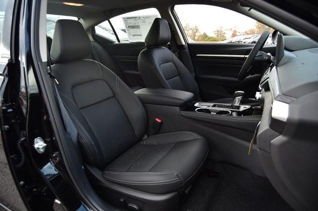 2025 Nissan Altima SL