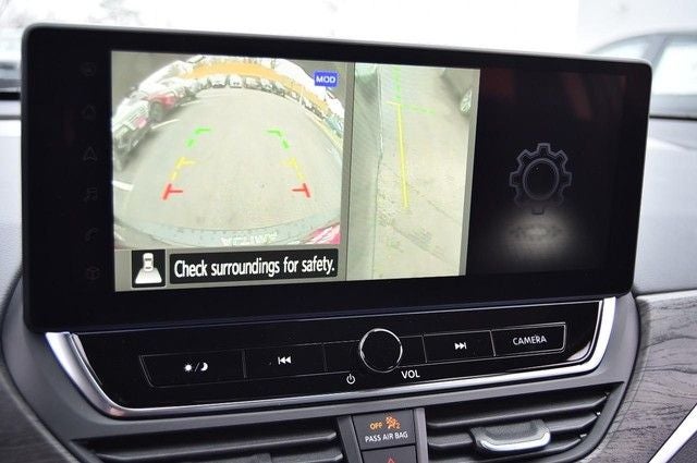 2025 Nissan Altima SL