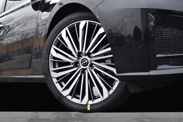 2025 Nissan Altima SL