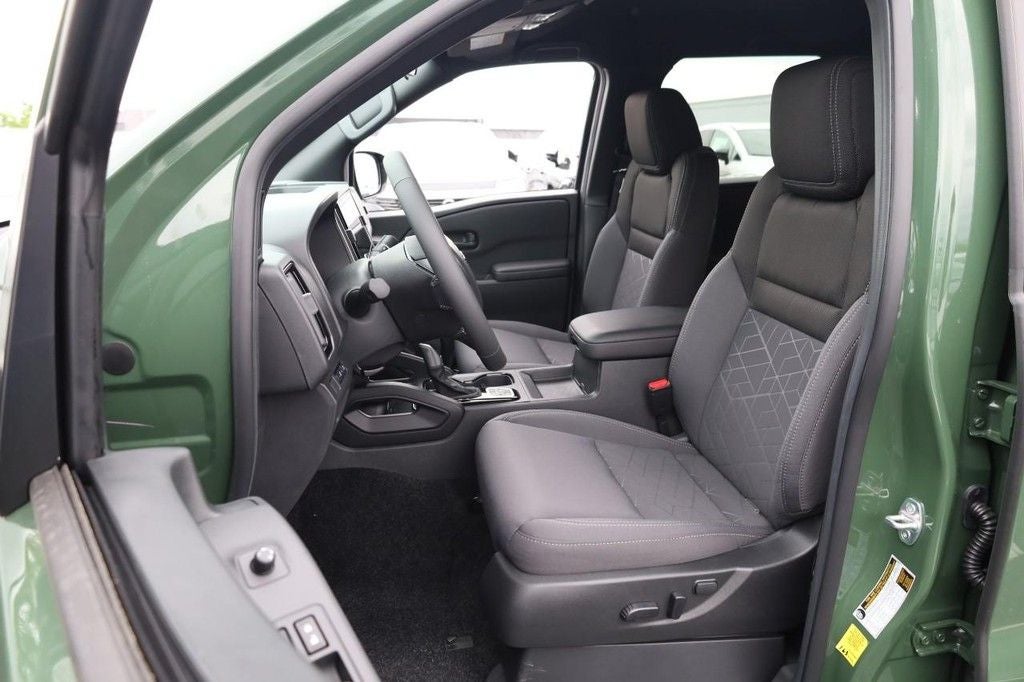 2026 Nissan Frontier Crew Cab SV