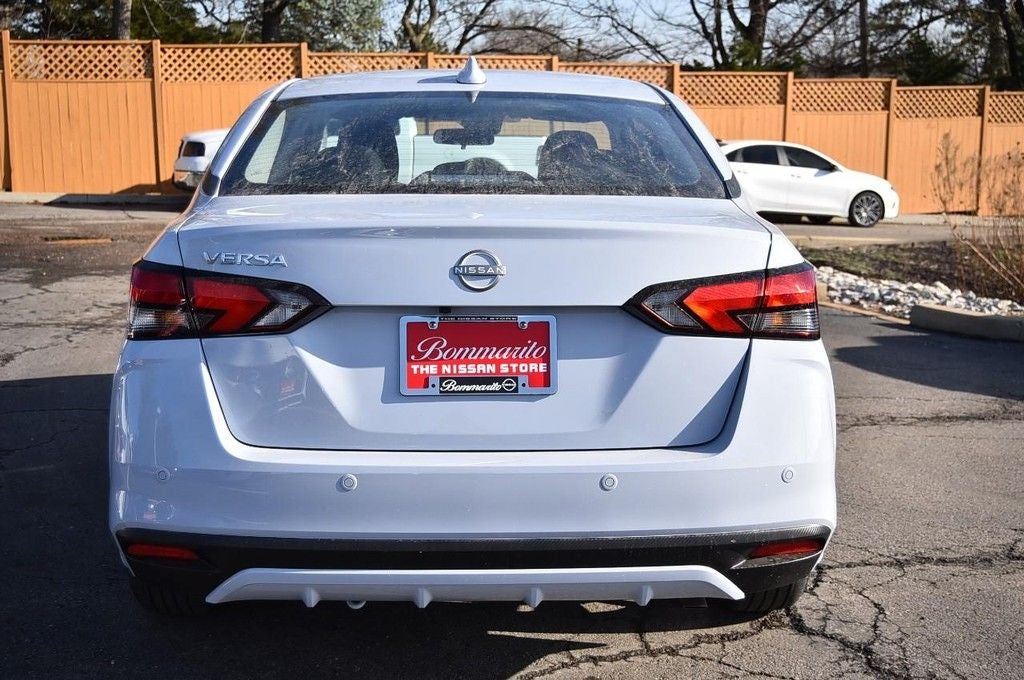 2025 Nissan Versa SV