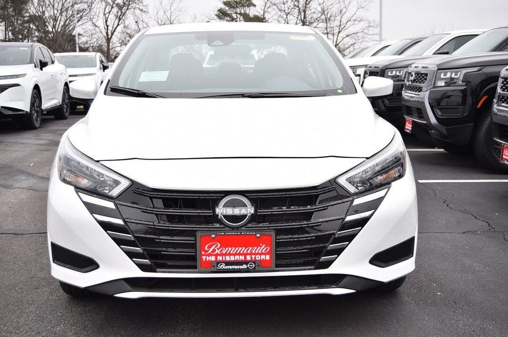 2025 Nissan Versa SV