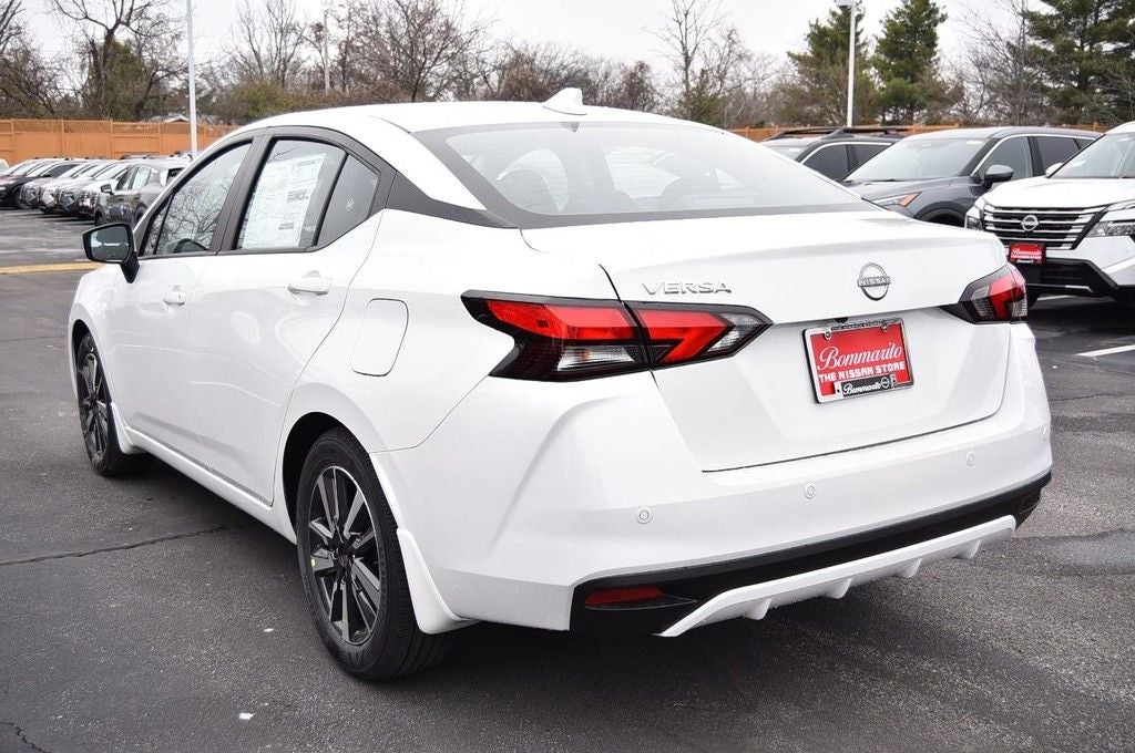 2025 Nissan Versa SV