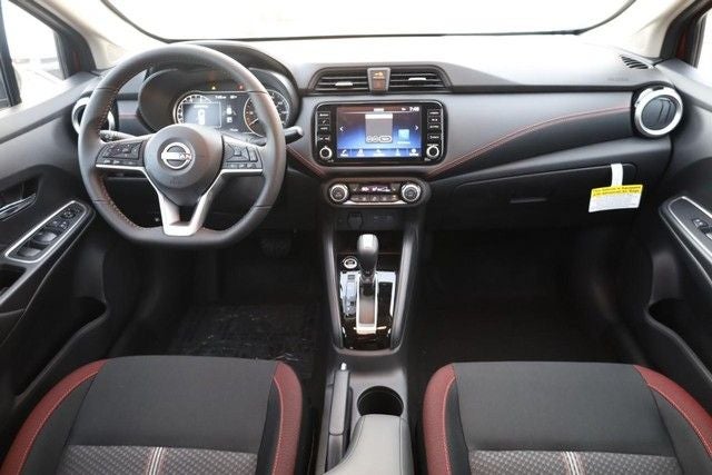 2025 Nissan Versa SR