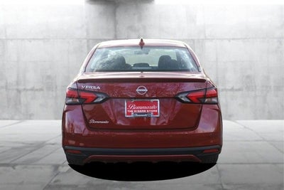 2025 Nissan Versa SR