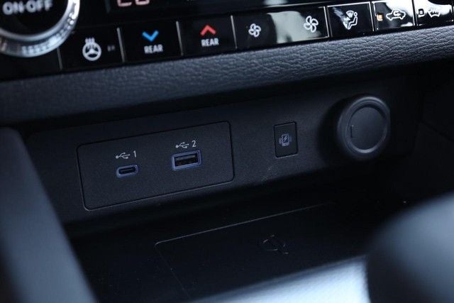 2026 Nissan Rogue Plug-In Hybrid Platinum