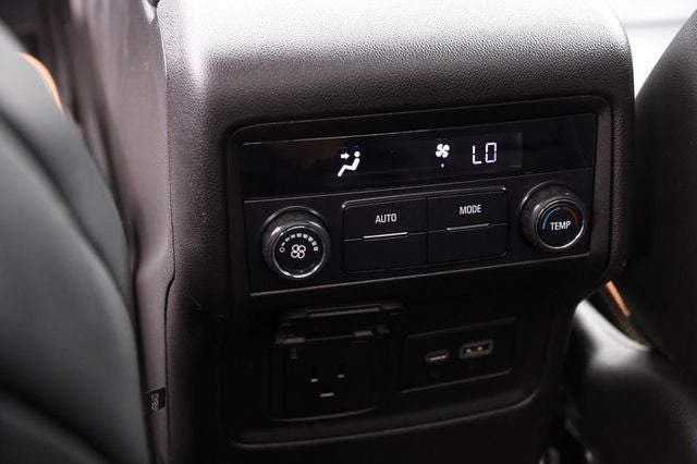 2022 GMC Acadia AT4