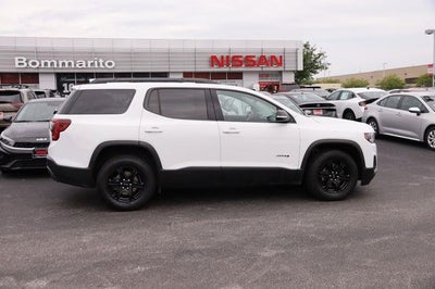 2022 GMC Acadia AT4