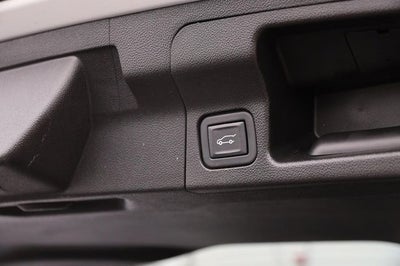 2022 GMC Acadia AT4