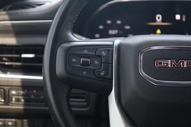 2022 GMC Yukon XL SLT