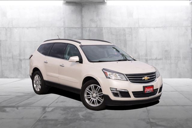 Used 2015 Chevrolet Traverse 1LT with VIN 1GNKRGKD2FJ301130 for sale in Hazelwood, MO