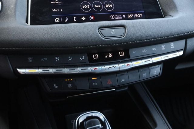 2023 Cadillac XT4 Premium Luxury