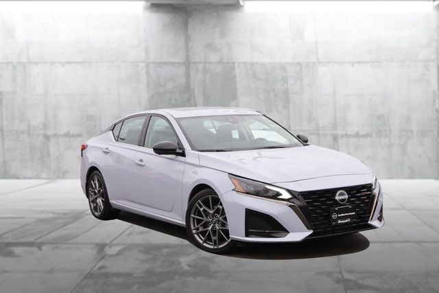 2024 Nissan Altima 2.0 SR