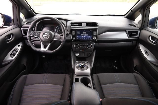 2025 Nissan Leaf S