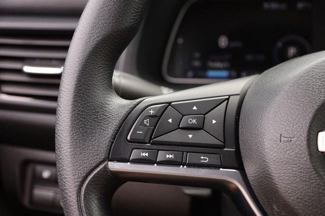 2025 Nissan Leaf S