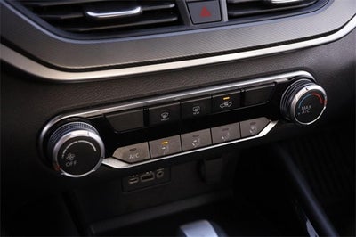 2024 Nissan Altima SR