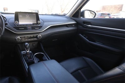 2024 Nissan Altima SR