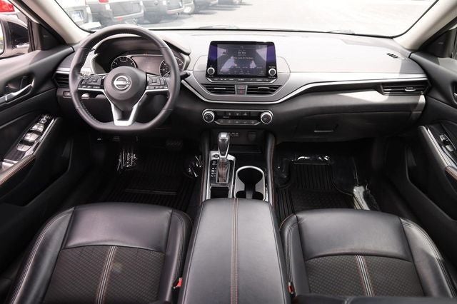 2024 Nissan Altima SR