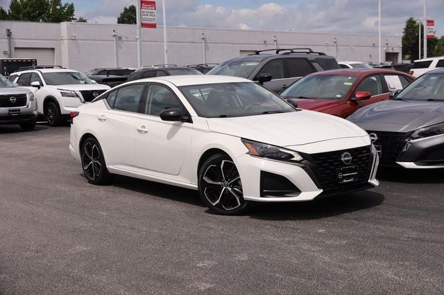 2024 Nissan Altima SR