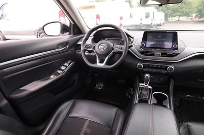 2024 Nissan Altima SR