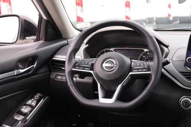 2024 Nissan Altima SR