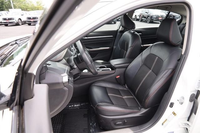 2024 Nissan Altima SR