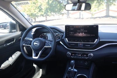 2026 Nissan Altima SR