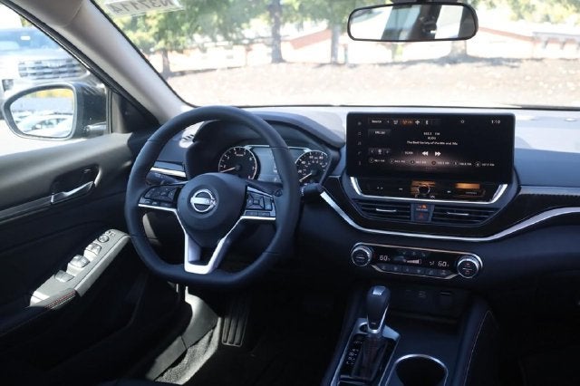 2026 Nissan Altima SR