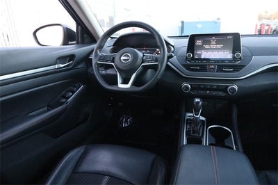 2024 Nissan Altima SR