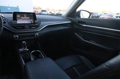 2024 Nissan Altima SR