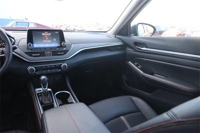 2025 Nissan Altima 2.5 SR