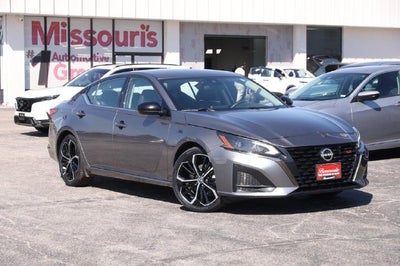 2024 Nissan Altima SR