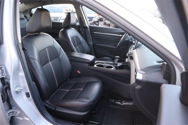 2024 Nissan Altima SR