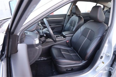 2024 Nissan Altima SR