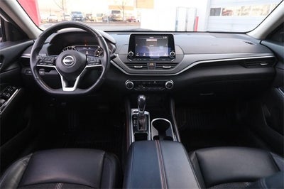 2024 Nissan Altima SR