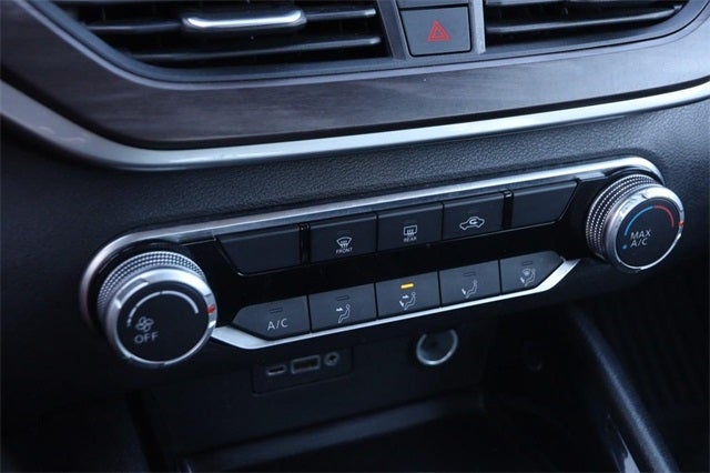 2024 Nissan Altima SV