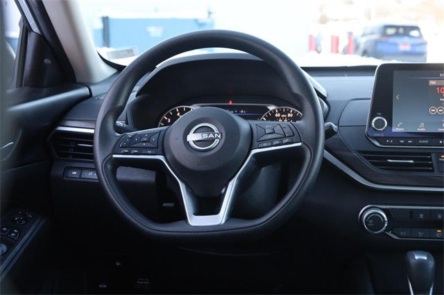 2024 Nissan Altima SV