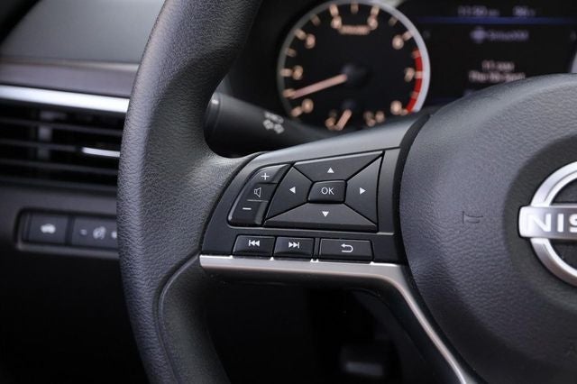 2025 Nissan Altima SV - Photo 11