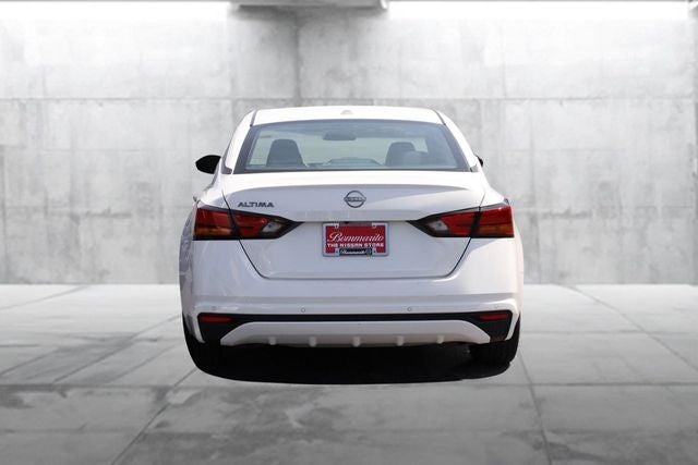 2025 Nissan Altima SV - Photo 6