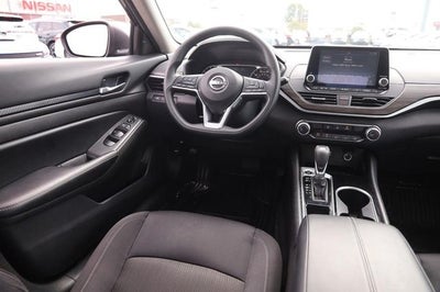 2024 Nissan Altima SV