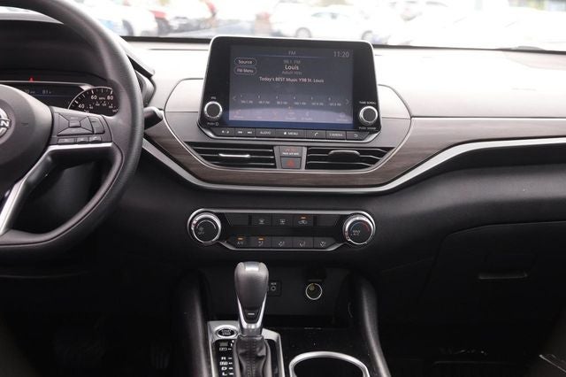2024 Nissan Altima SV