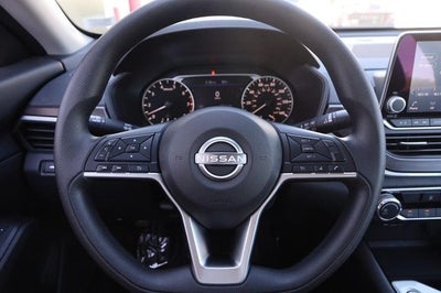 2024 Nissan Altima SV