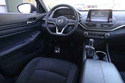 2024 Nissan Altima SV