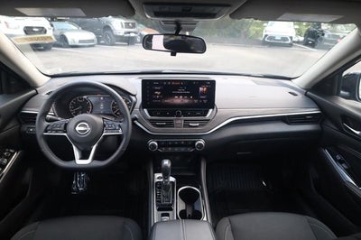 2023 Nissan Altima SV