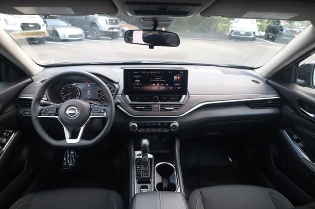 2023 Nissan Altima SV
