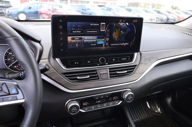 2025 Nissan Altima SL