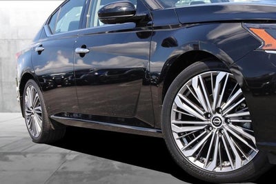 2025 Nissan Altima SL
